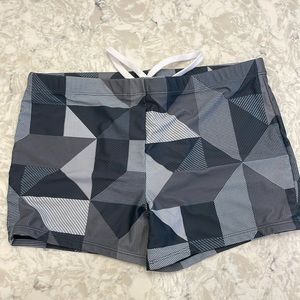 Grey pattern swim trunks